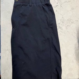 Mens Under Armour Black Shorts Sz 32 Headgear like new